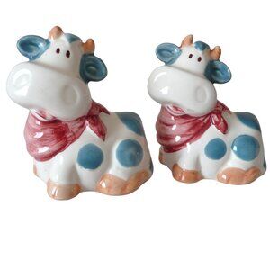 Vintage Ceramic Salt & Pepper Shakers Blue White Cows Kitchen Home Decor